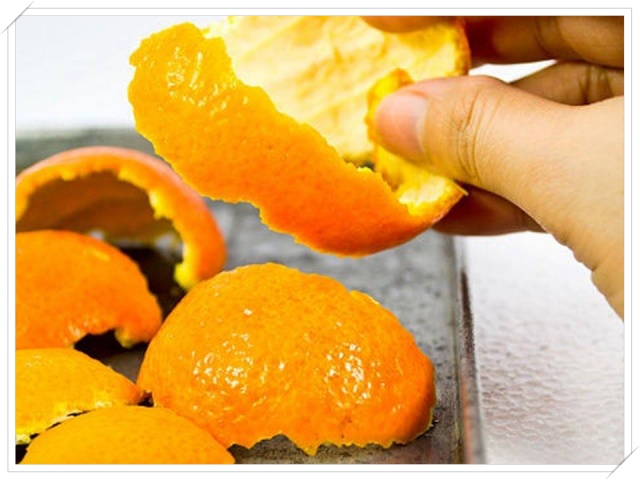 Dùng vỏ cam làm nước xịt phòng