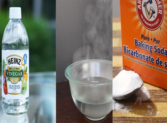 D&ugrave;ng baking soda v&agrave; dấm để th&ocirc;ng tắc hầm cầu