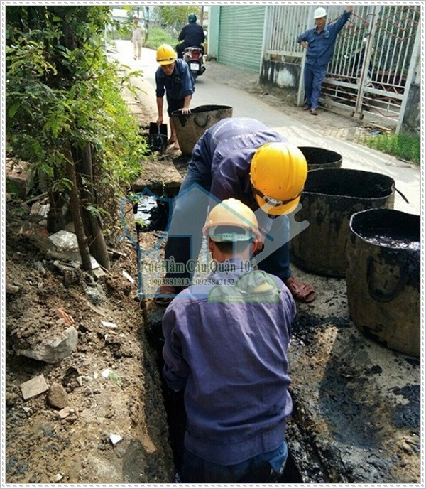 G&iacute;a th&ocirc;ng b&ocirc;̀n c&acirc;̀u nghẹt hi&ecirc;̣n nay tại TPHCM