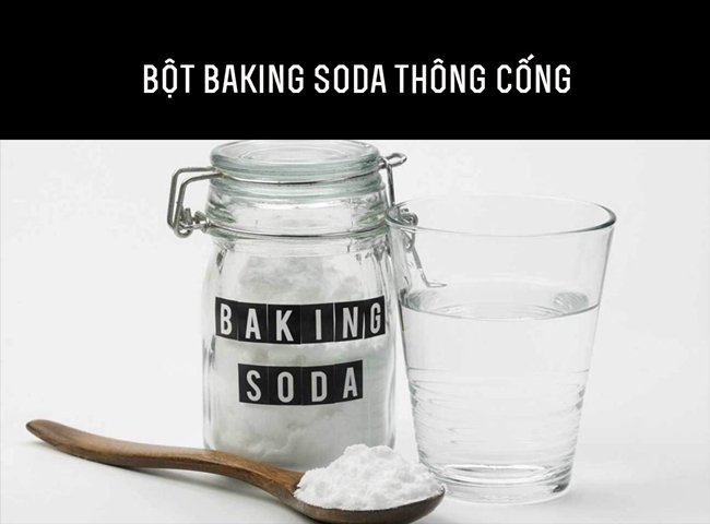 Xử lý đường ống thoát nước sàn có mùi hôi bằng giấm và baking soda